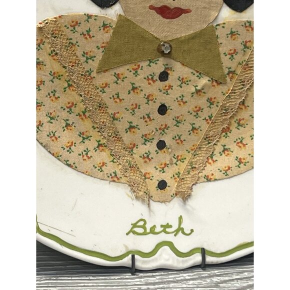 Folk Art 1950s His & Hers Portraits Vintage MCM Plates Beth & Bill Kitschy Decor - Picture 11 of 13